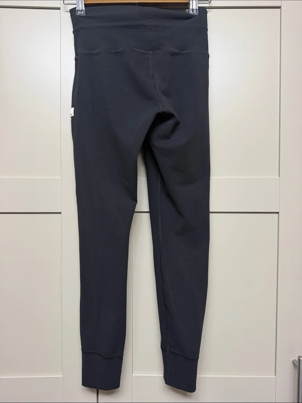 Vuori Womens Small Black High-Waist Drawstring Joggers